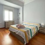 Rent 2 bedroom apartment of 90 m² in Valencia