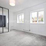 Rent 3 bedroom apartment in South East England
