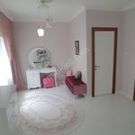 Rent 6 bedroom house of 360 m² in İstanbul