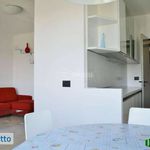 Affitto 3 camera appartamento di 90 m² in Milano