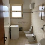 Affitto 5 camera appartamento di 150 m² in Reggio di Calabria