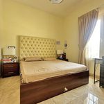 Rent 4 bedroom house of 355 m² in Dubai