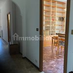 Affitto 3 camera appartamento di 104 m² in Genova