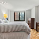 Rent 1 bedroom apartment of 69 m² in New York