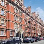 Rent 4 bedroom apartment of 140 m² in London