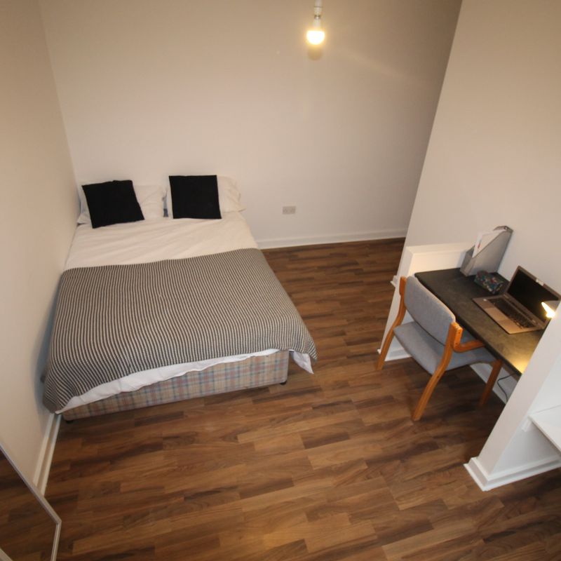 8 bed Apartment in Duke Street , Liverpool, L1 4JR