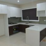 Rent 4 bedroom house in Parramatta