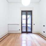 Rent 3 bedroom apartment of 246 m² in Madrid