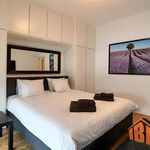 Huur 3 slaapkamer appartement van 230 m² in Elsene