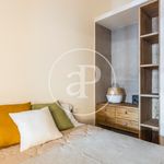Rent 3 bedroom apartment of 110 m² in valencia