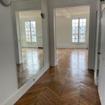 Rent 3 bedroom apartment of 92 m² in PARIS 11