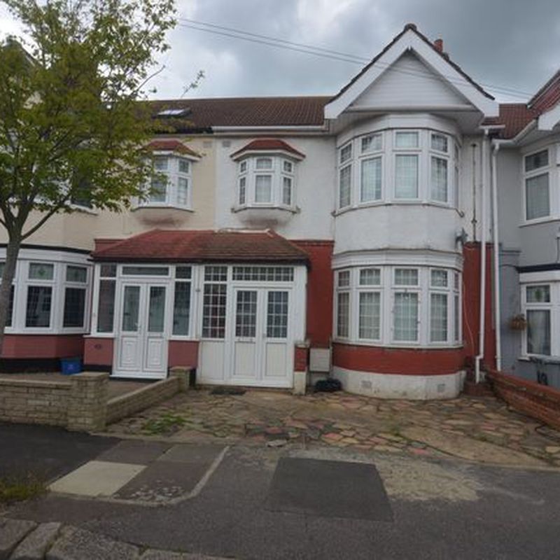 Terraced house to rent in Campbell Avenue, Ilford IG6 Redbridge