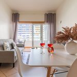 Rent 2 bedroom apartment of 64 m² in Portimão