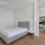 Rent 2 bedroom apartment of 100 m² in Long Island City