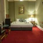 The Knighton Hotel  Quad Room (Has an Apartment)