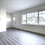 Appartement de 1689 m² avec 5 chambre(s) en location à Edmonton