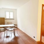 Affitto 8 camera casa di 300 m² in Roma