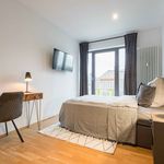 Rent a room of 145 m² in Frankfurt am Main