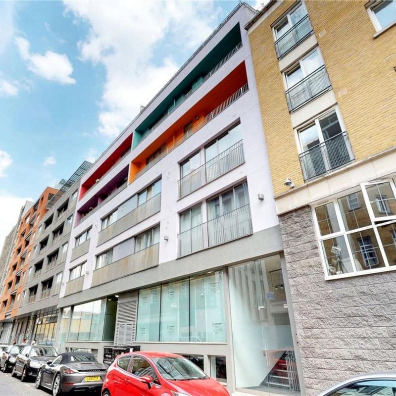 Stunning stylish 2 bed property with a terrace in zone 1 Coleman Street
