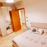 Affitto 2 camera appartamento di 70 m² in Parma