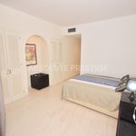 Alquilo 2 dormitorio apartamento de 170 m² en Estepona