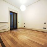 Alquilo 3 dormitorio apartamento de 247 m² en Madrid
