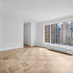 Rent 2 bedroom apartment of 146 m² in New York