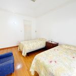 Rent 4 bedroom house of 353 m² in Kingston