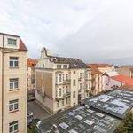 Rent 3 bedroom apartment of 84 m² in Prague