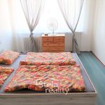 Pronajměte si 2 ložnic/e byt o rozloze 55 m² v Krnov