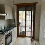 Rent 3 bedroom house of 65 m² in Roma