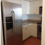 Rent 2 bedroom apartment of 904 m² in Miami