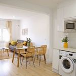 Rent 2 bedroom apartment of 72 m² in Barcelona