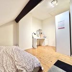 Rent 4 bedroom house of 1 m² in Auderghem