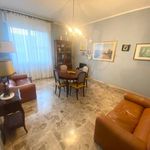 Affitto 5 camera appartamento di 140 m² in Pescara