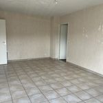 Rent 3 bedroom apartment of 620 m² in Hénin-Beaumont