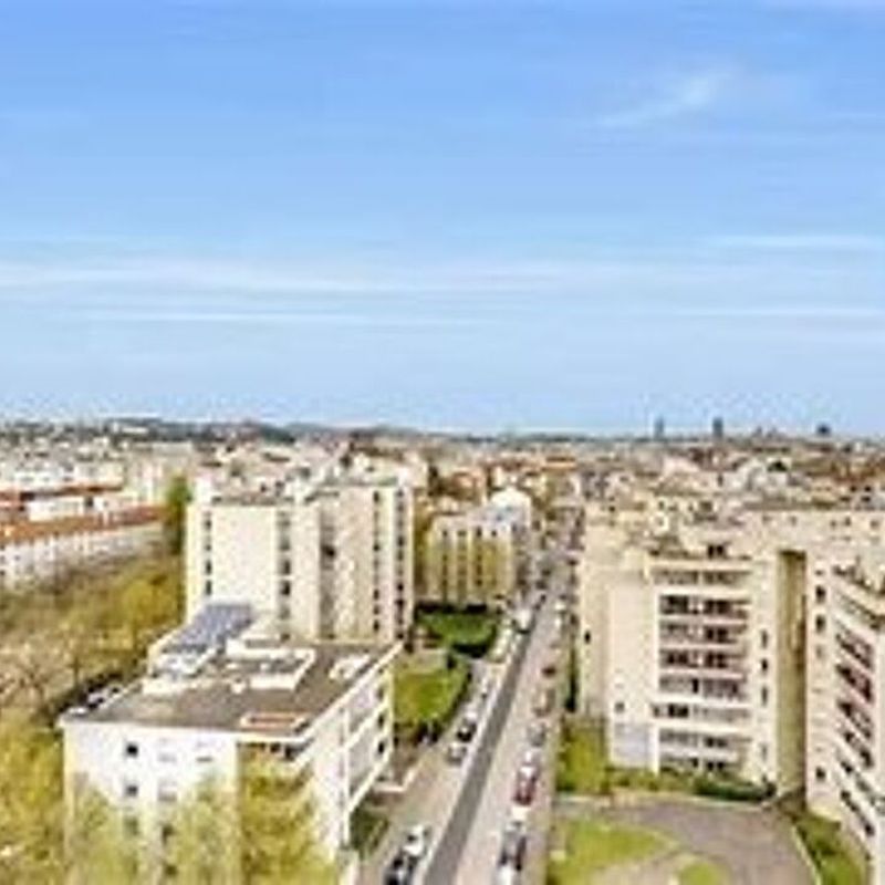 Location appartement 2 pièces 47 m² Lyon 7 (69007) Lyon 7ème