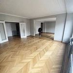 Appartement de 240 m² avec 5 chambre(s) en location à Elsene
