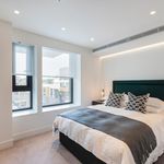 Rent 2 bedroom flat of 82 m² in London