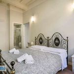 Affitto 5 camera appartamento di 150 m² in Florence