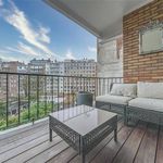 Rent 4 bedroom apartment in Brussels
