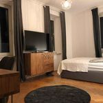 Miete 5 Schlafzimmer wohnung in Munich