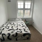Rent a room of 80 m² in london