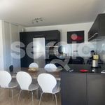 Rent 3 bedroom apartment of 82 m² in Arrondissement of Bordeaux