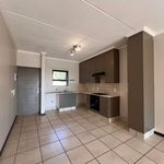 Rent 2 bedroom apartment of 84 m² in Johannesburg