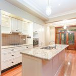 4 bedroom house in Summer Hill