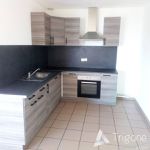 Rent 3 bedroom apartment of 69 m² in Armentières