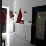 Affitto 4 camera casa di 125 m² in Taranto