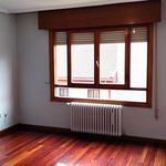 Rent 5 bedroom apartment of 140 m² in Torrecilla de la Abadesa