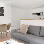 Rent 2 bedroom apartment of 81 m² in Champs-Elysées, Madeleine, Triangle d’or